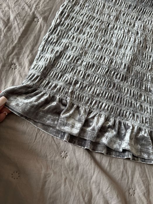 Нежна  Рокля кадифе H&M