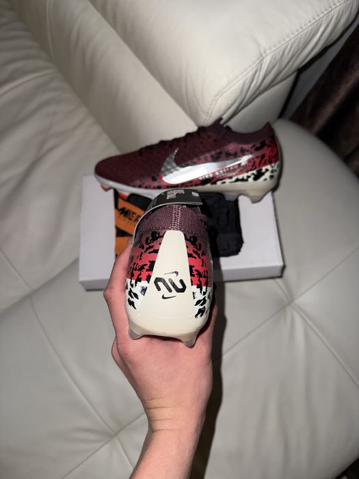 Ghete Fotbal Nike Air Zoom Mercurial Vapor 16 Elite marimea 42