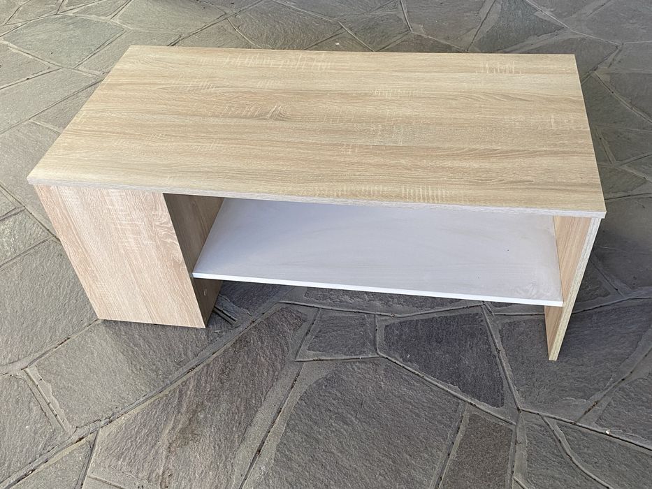 Столик под телевизор