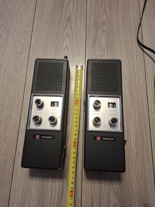 Vand 2 Statii Radio CB Hitachi CH 1330R Vintage