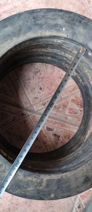 Комплект 4 твърди гуми за  джанти на работна количка