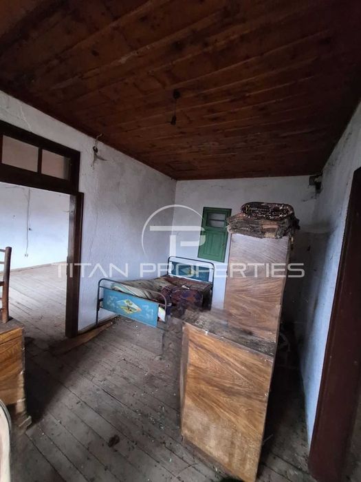 Едноетажна къща в Старосел