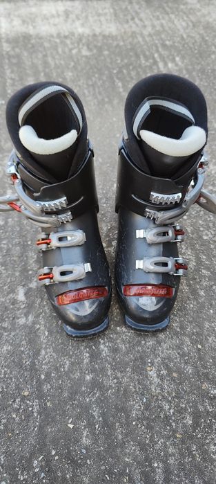 Clăpari mărimea 38