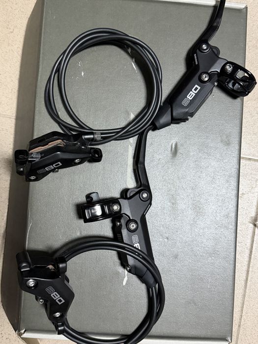 Спирачки SRAM DB8