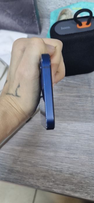 Обменяю Iphone 12 128Gb