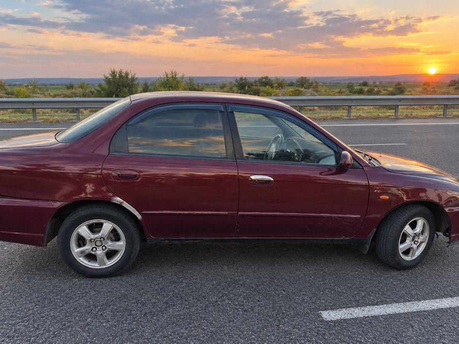Продаю машину Kia spectra