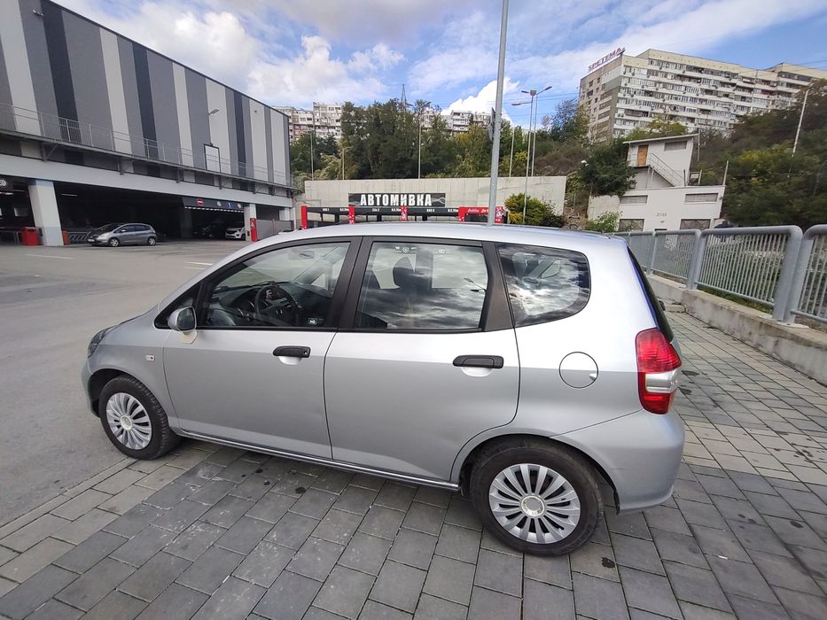Honda Jazz 2005г 1.4 двигател