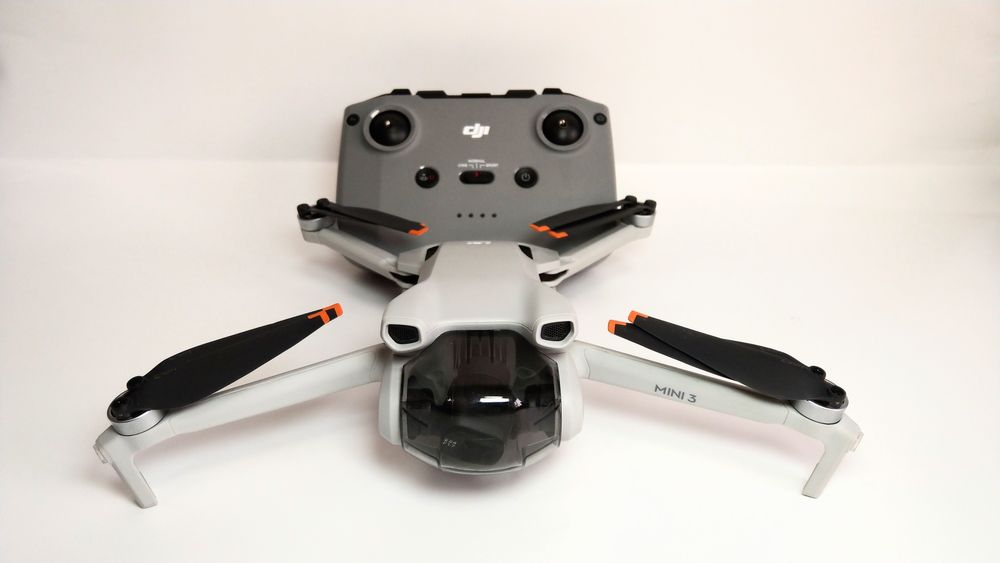 DJI Mini 3 combo квадрокоптер