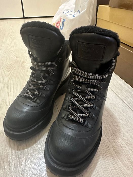 Зимние ботинки с мехом prada оригинал