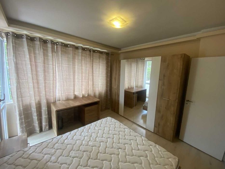 УЮТЕН дом! Тристаен апартамент - район Базар Левски!