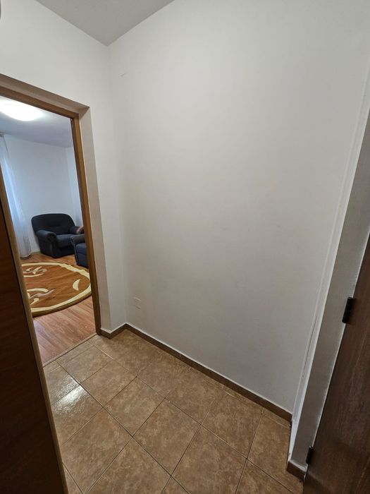 Inchiriez apartament 2 camere