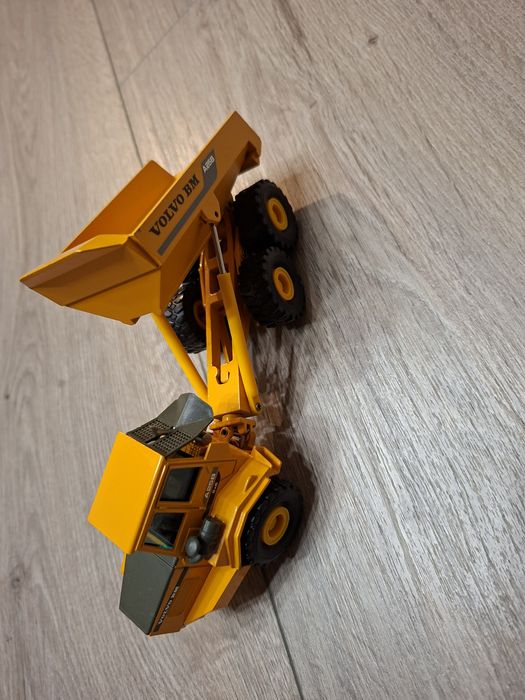 Macheta Volvo BM A25B