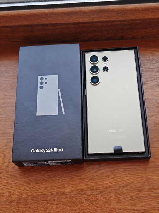 Samsung S24 Ultra 256Gb 5G без ремонта