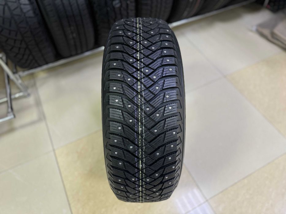 Автошина 225/65 R17 Goodyear UltraGrip Arctic 2 SUV XL 106Т (шип)