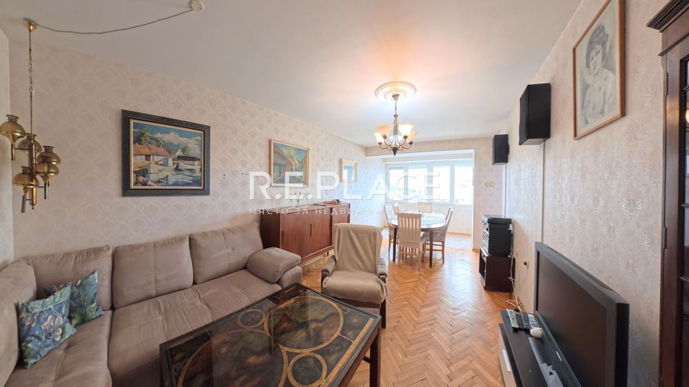 Дава се под наем Тристаен апартамент в Варна, Чайка - 110 кв.м за 698.19 € - Снимка #1