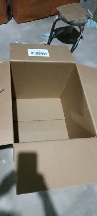 коробки  б/у в отличном срстоянии