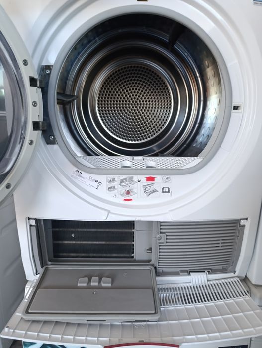 Сушилня Aeg 8000 8кг А+++