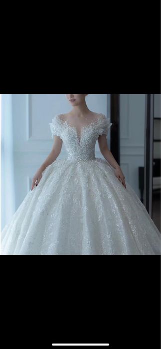 Свадебное платье