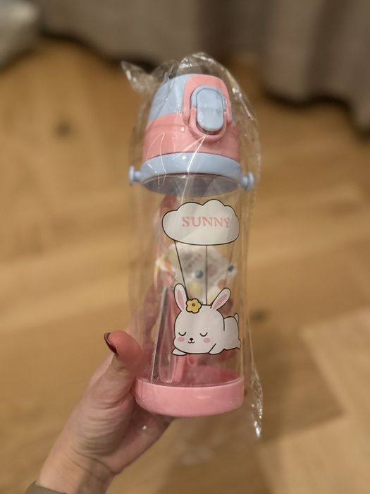 Чисто ново детско шише за вода