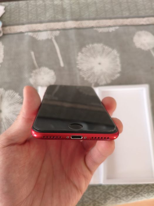 iphone 8, 64 gb in stare foarte buna