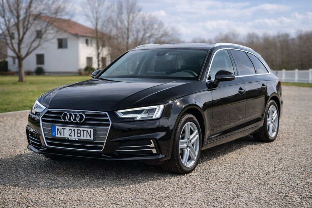 Vând Audi A4 Avant