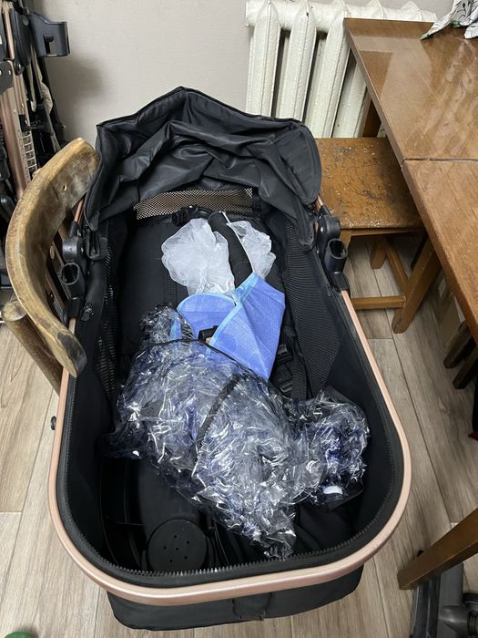 Продам коляску 2в1