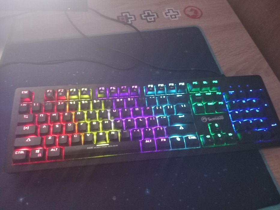 Vând tastatura blue switch ieftina