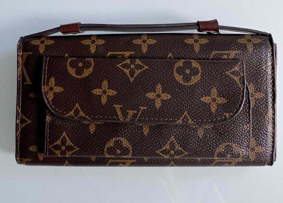 Дамски портфейл - Louis Vuitton