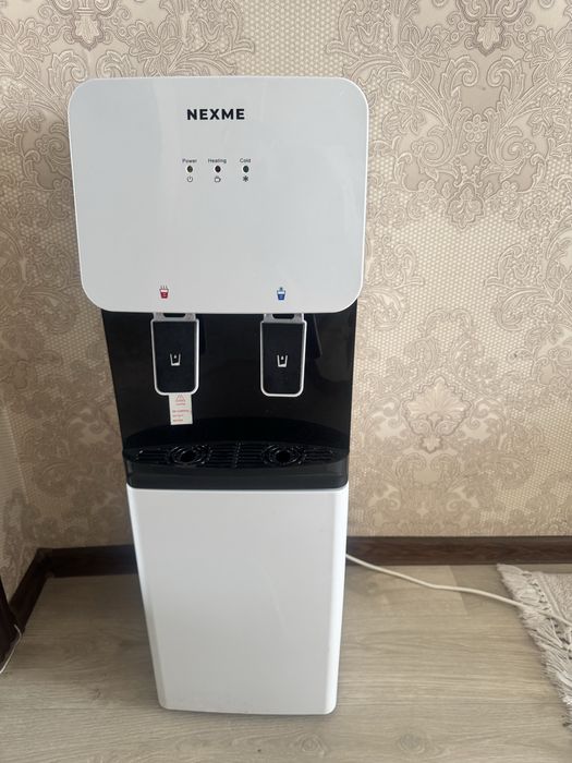 Кулер для воды с холодильником