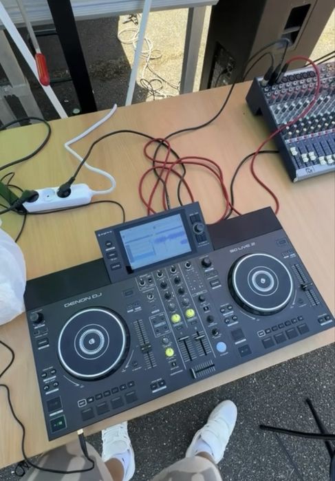 Consola Dj standalone Denon sc live 2