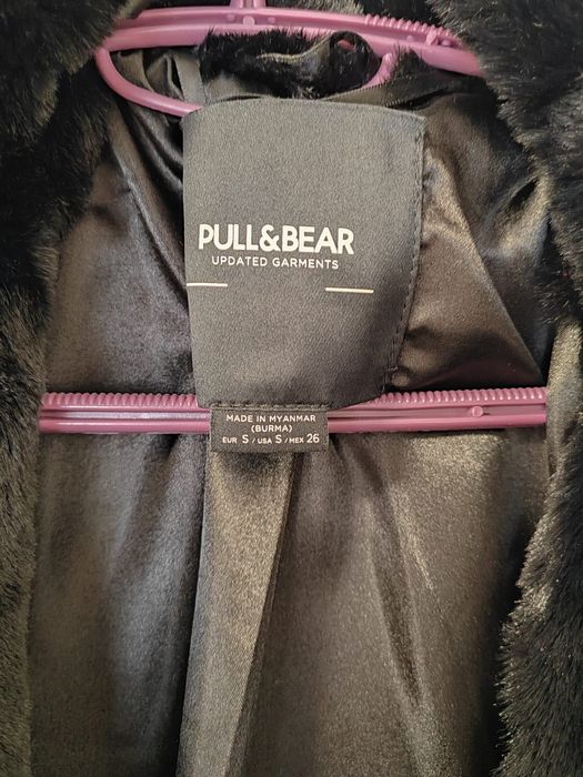 Haina din blana artificiala Pull & Bear