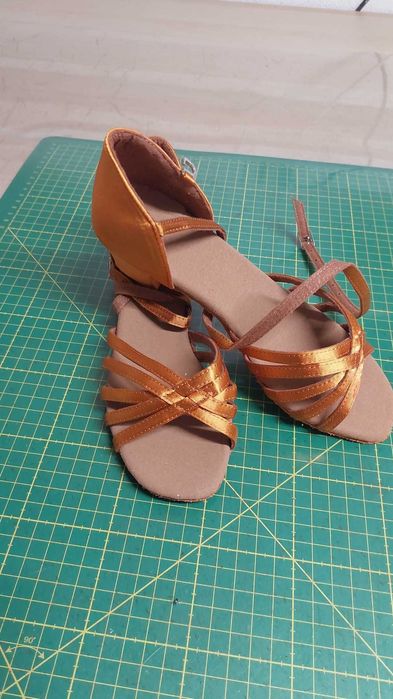 Sandale pantofi dans sportiv latino cha cha vals jive 37 23.5 cm NOU