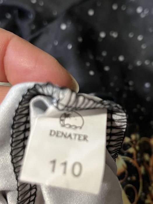 Рокля с апликация елха