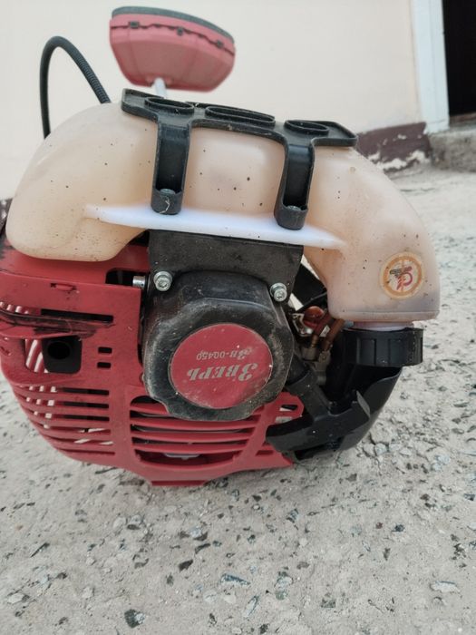 Продается газонакосилка Зверь