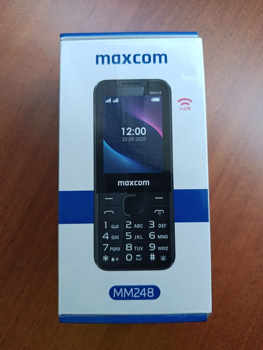 Vand telefon Maxom nou sigilat