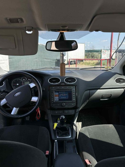 FORD Focus 0 — imagine 5