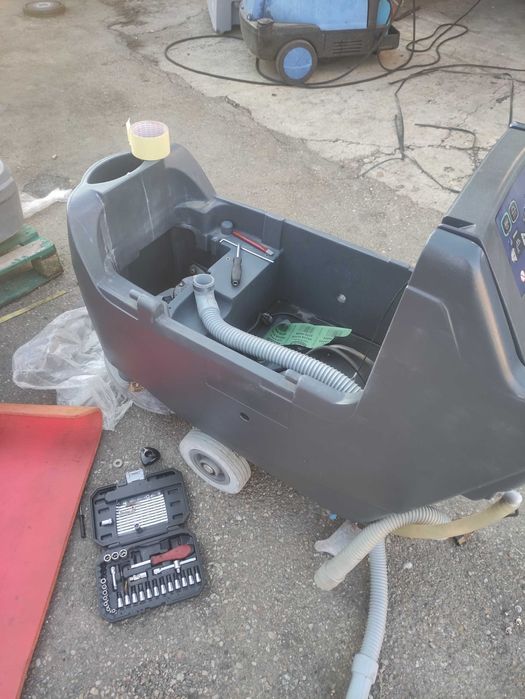 Reparații mașini de curățenie Hako,Nilfisk,Viper, Tennant