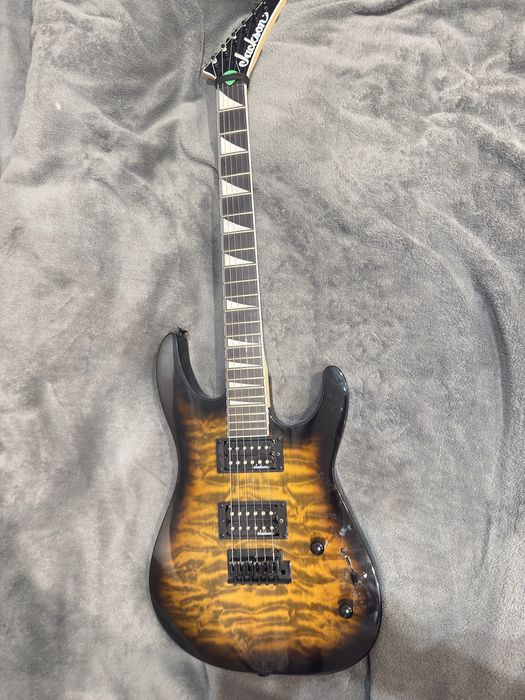 Jackson электрогитара JS Series Dinky JS20