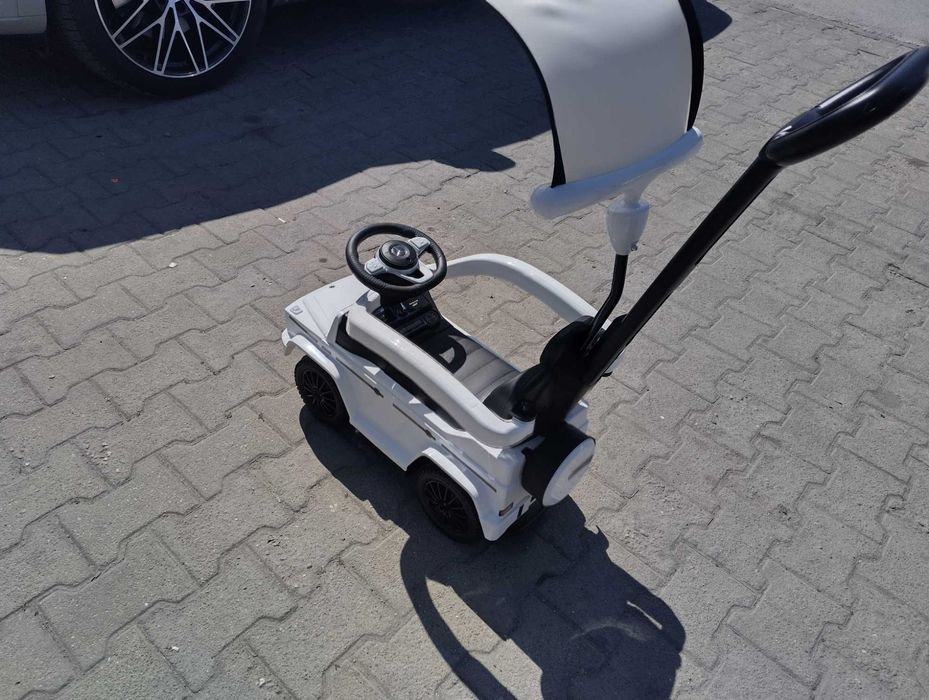 MERCEDES Кола за яздене с дръжка и сенник Mercedes-benz G350d бял