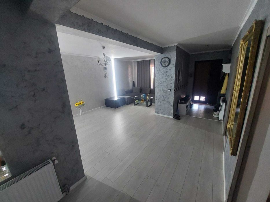Casa de vanzare