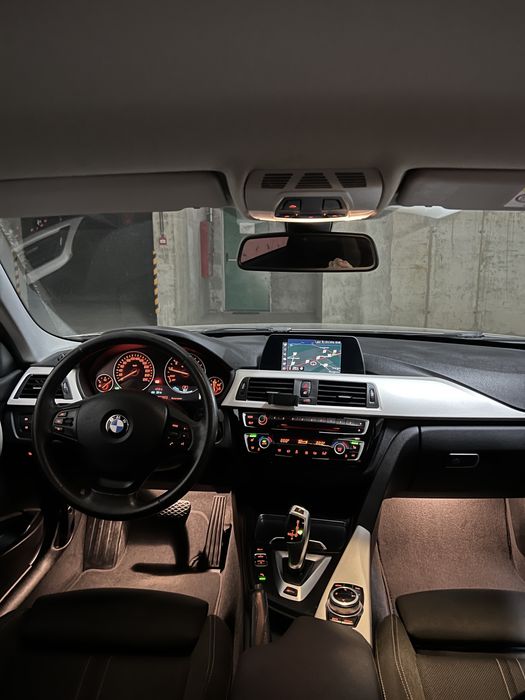 BMW seria 3 330e 2018 252CP Plug-in Hybrid