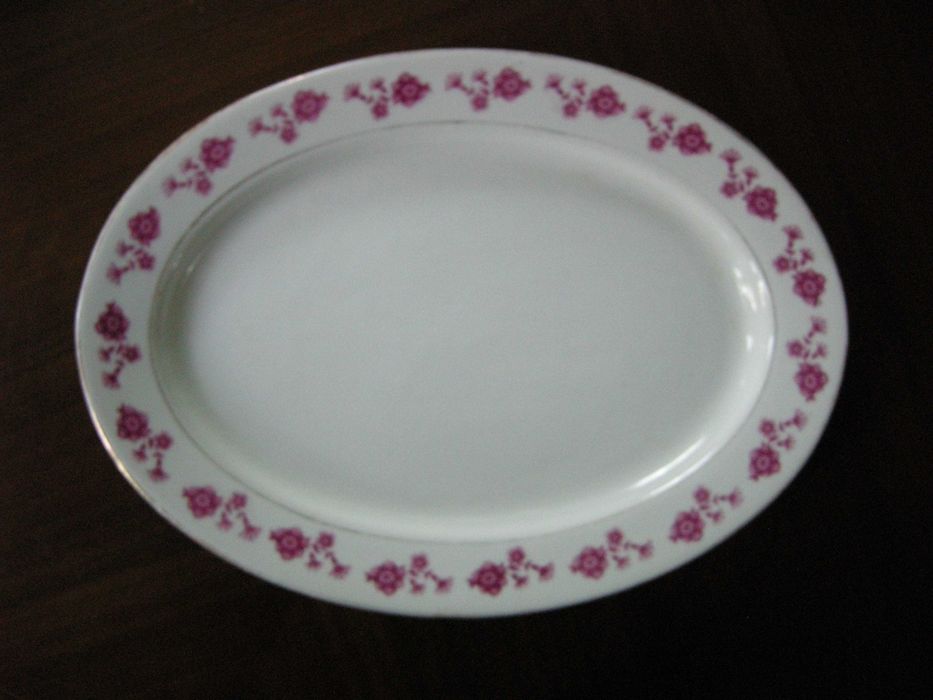Блюдо овальное, производство Китай
