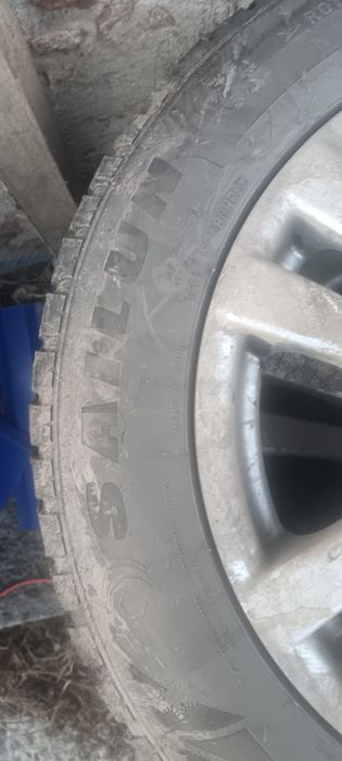 Продам резину без диска