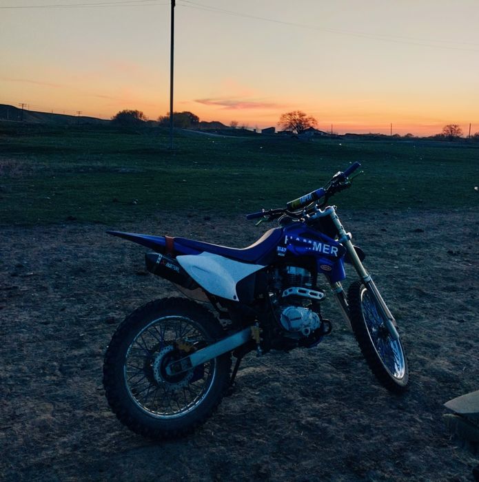 Продам эндуро  250 куб