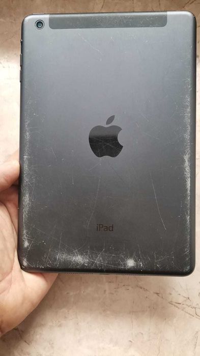 продам ipad mini первого поколения