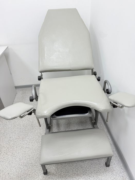 Гинекологическое кресло