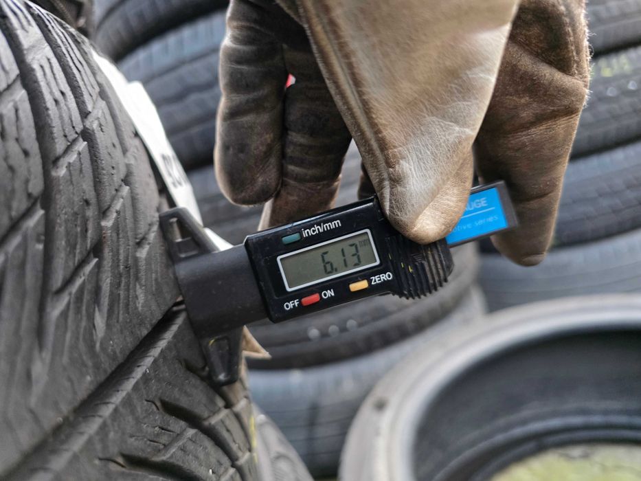 4бр Зимни гуми 225 55 18 - Michelin
