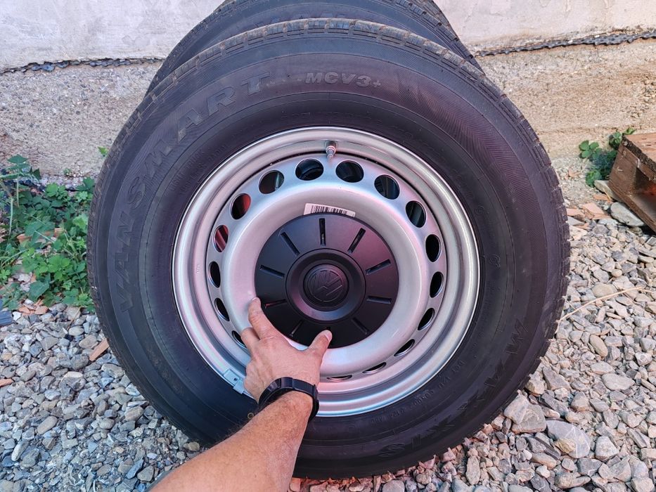 Jante de Crafter și Sprinter noi cu cauciucuri 205/75 R16 c dot 2024