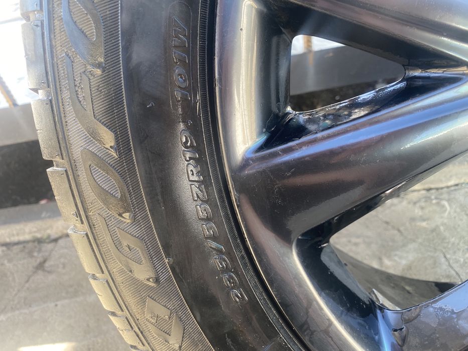 Продам шины с диском Hyundai