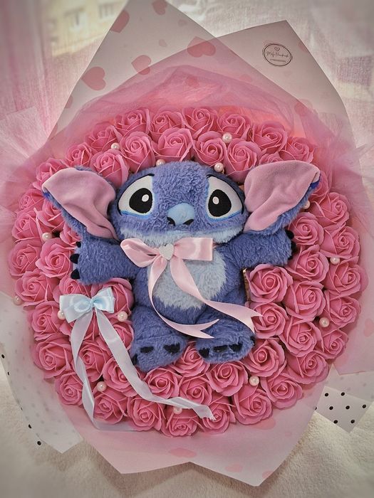 Buchete flori/buchet trandafiri sapun/căpșuni în ciocolată